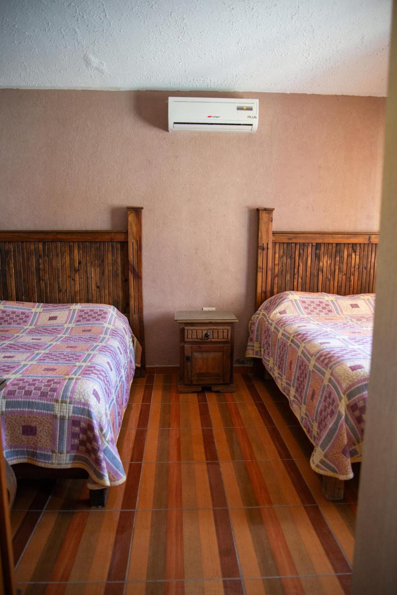 Hotel Pueblo Viejo Parras de la Fuente Bagian luar foto
