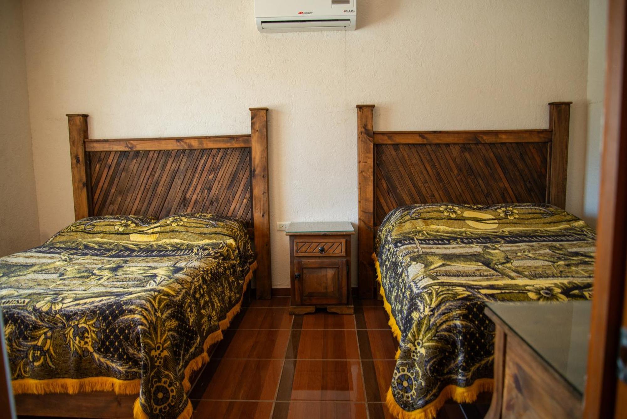 Hotel Pueblo Viejo Parras de la Fuente Bagian luar foto